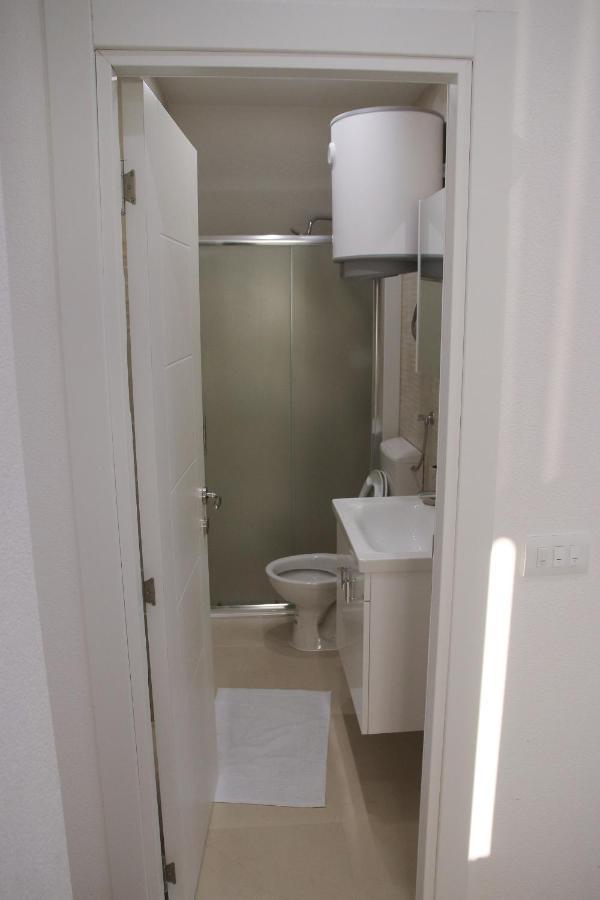 Apartmani Golub 利夫诺 外观 照片